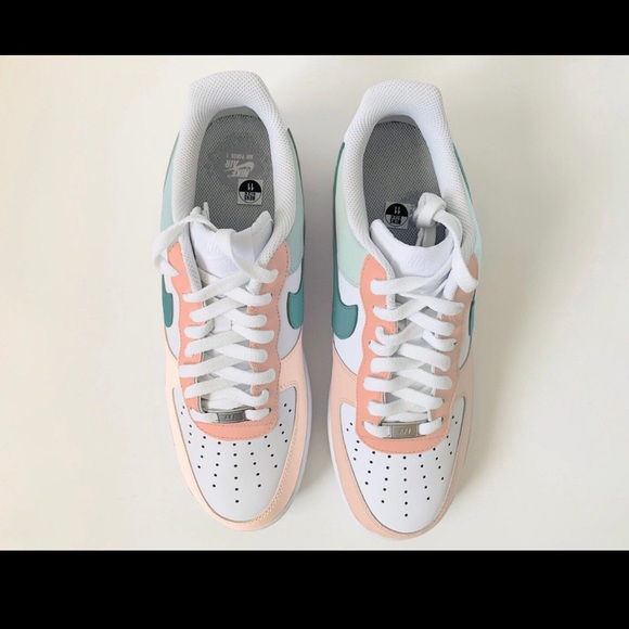 Nike Air Force 1 Custom - Picture 3 of 3